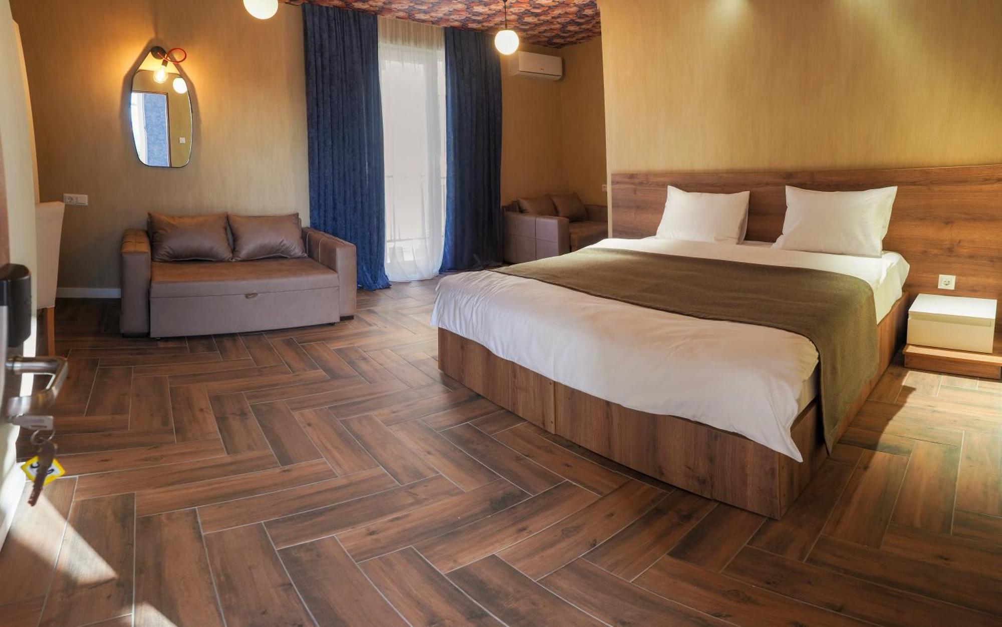 Hotel Hills In Old Tbilisi Eksteriør billede