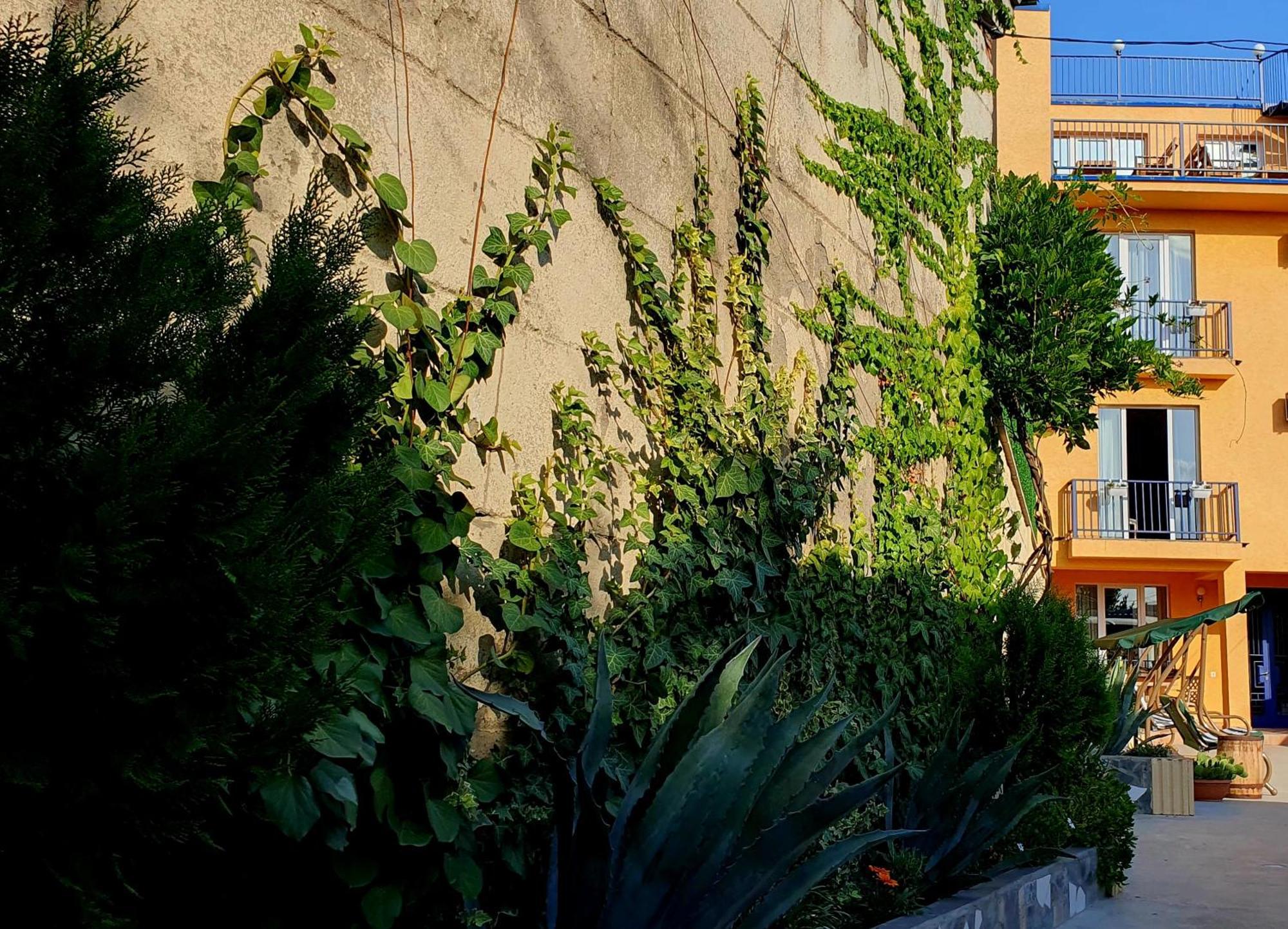 Hotel Hills In Old Tbilisi Eksteriør billede